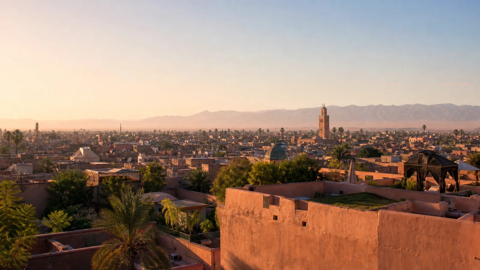 Vue fictive utilisée dans une fiche destination consacrée à Marrakech